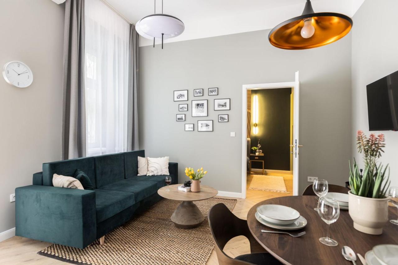 P431 Elitehost Luxury Apartment Budapest Bagian luar foto